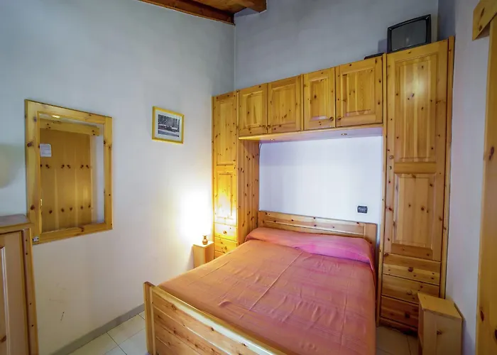 Apartment In Near Area