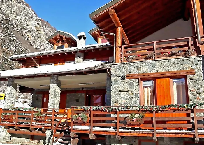 Apartment In Near Area