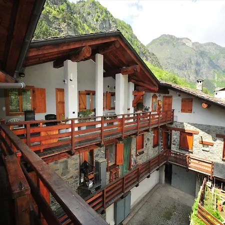 Appartement In Near Area Antey-Saint-André